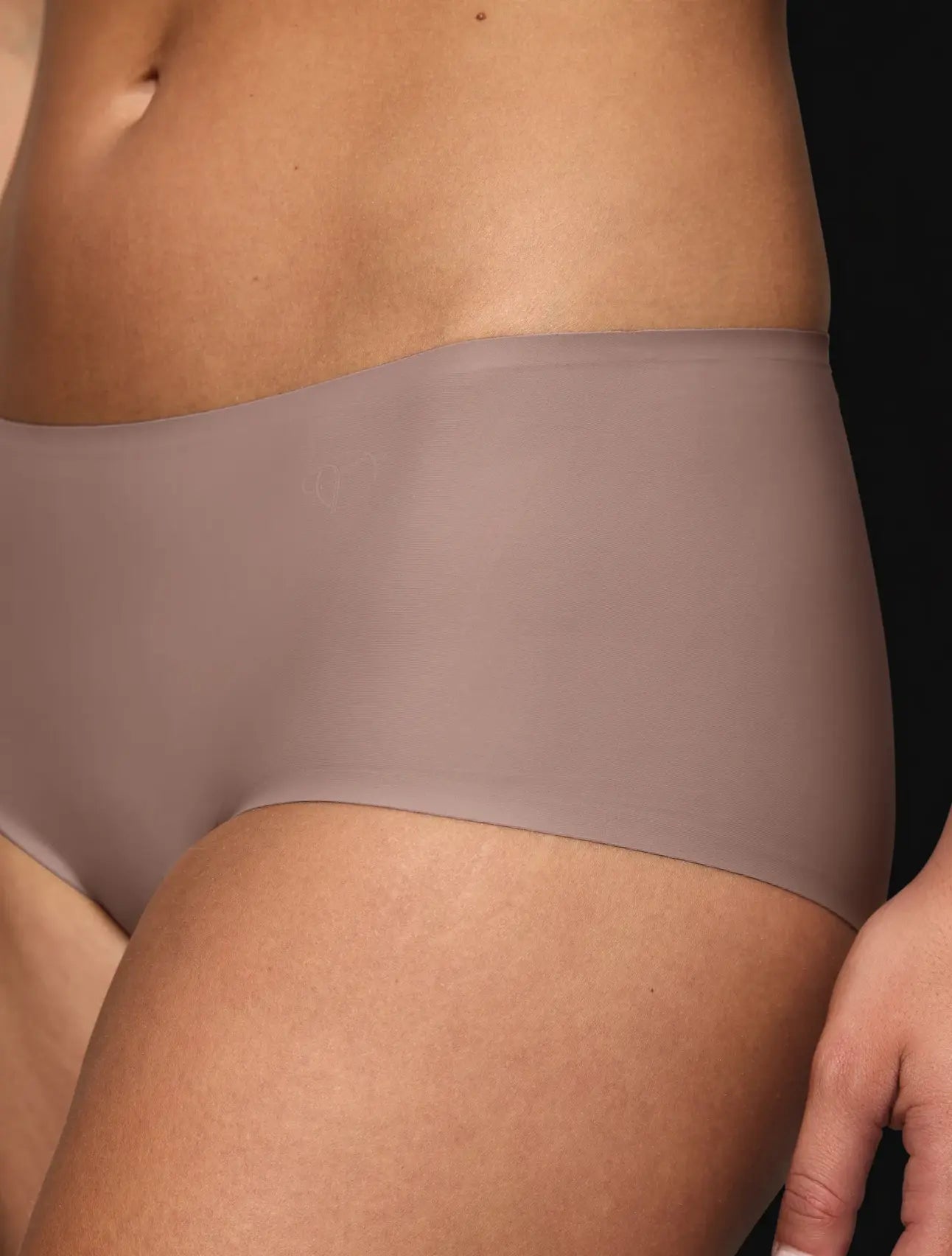 shorty - Body Make-Up Illusion Shorty EX - 00ZE CHOCOLATE MOUSSE