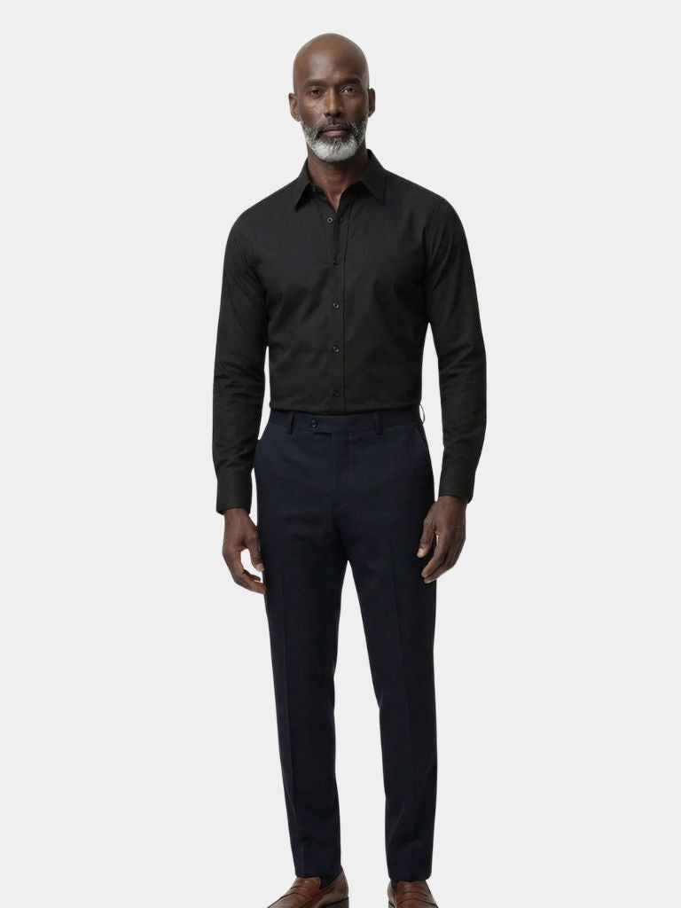 Elegante camicia con colletto a punta