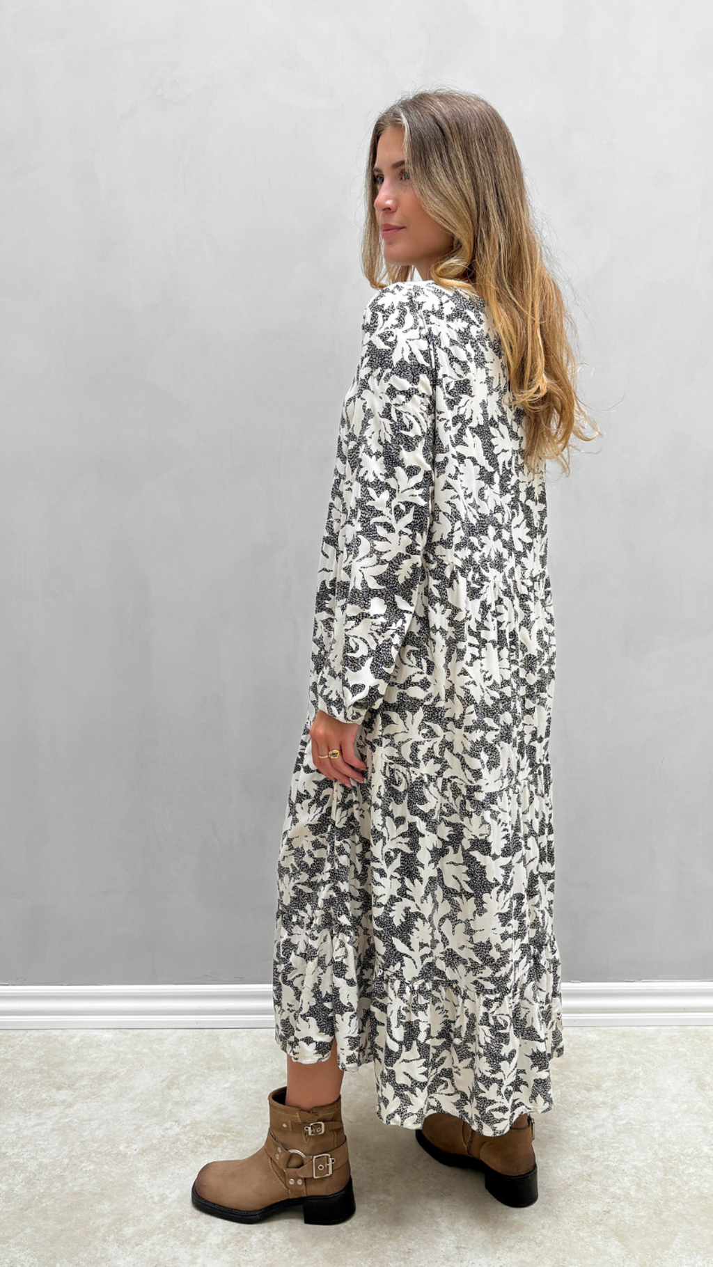 Mila Black Flowers Cloud Dress