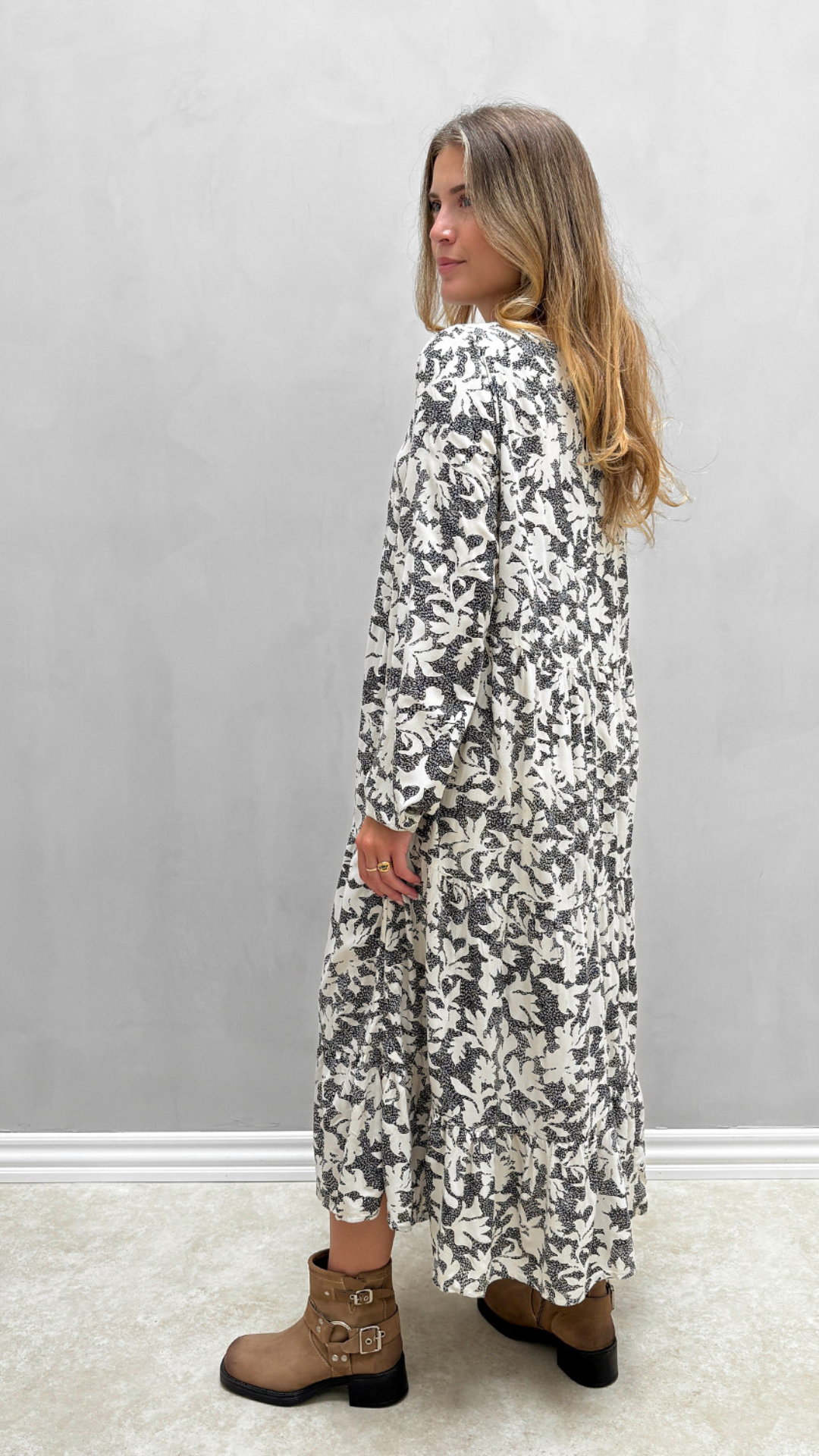Mila Black Flowers Cloud Dress