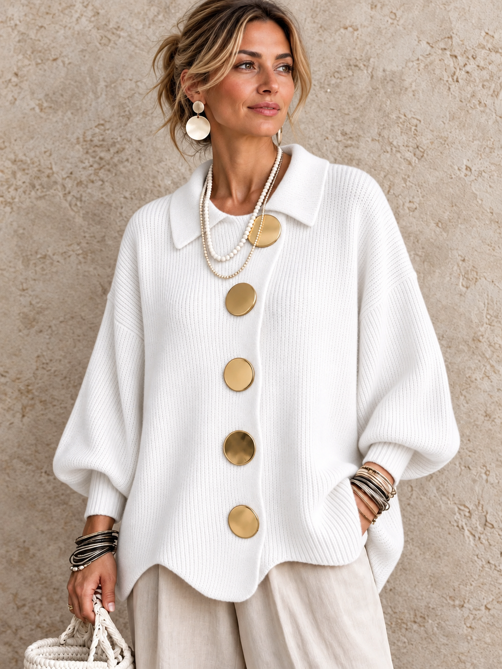Cardigan oversize con colletto e grandi bottoni metallici