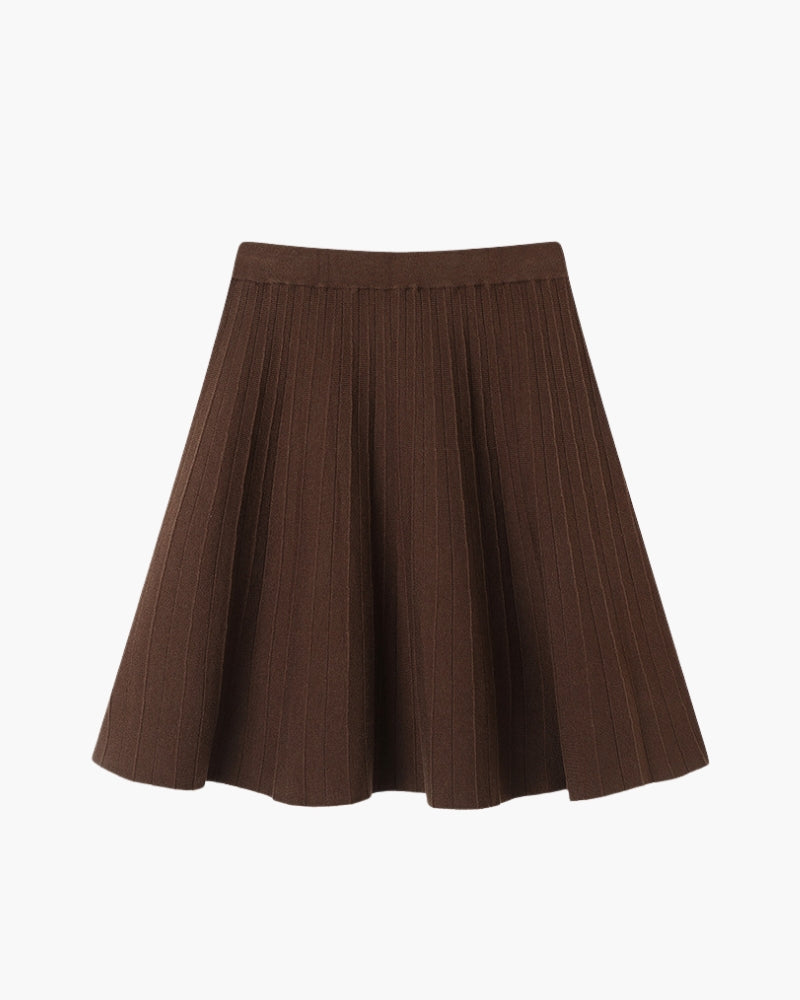 Minigonna Oxford in Lana Plissettata — Eleganza Senza Tempo