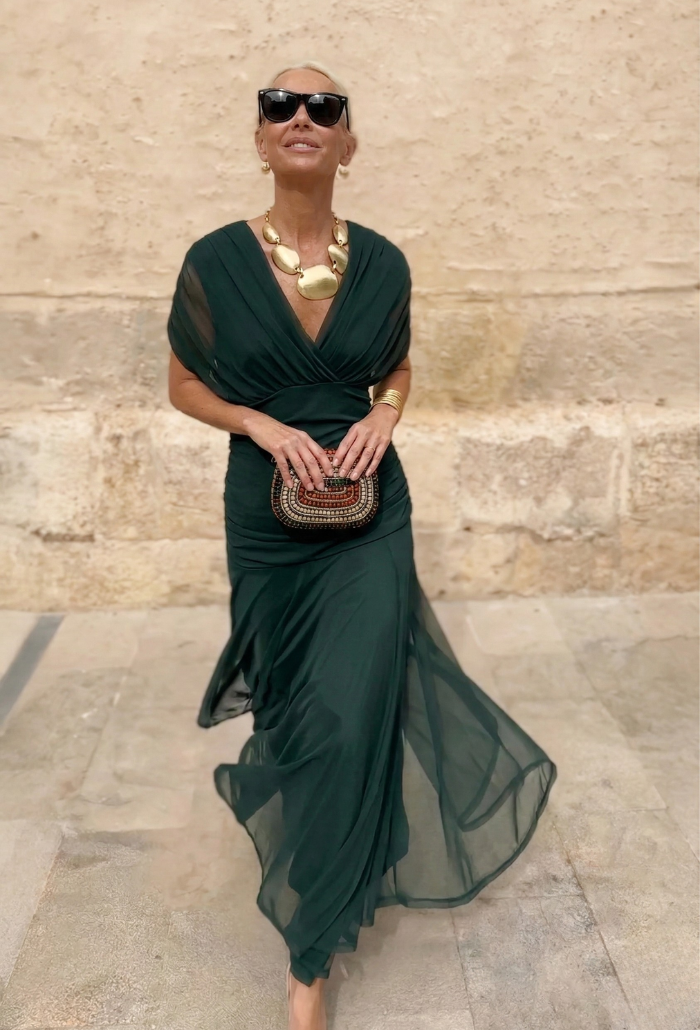 Luisa | Abito lungo elegante con scollo a V che valorizza la silhouette